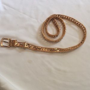 Bebe gold link belt✨